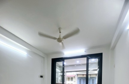 Bán Nhà Hẻm Trần Văn Quang – Âu Cơ Tân Bình – Ô Tô Thang Máy – 52m2 , 4 Tầng Chỉ Nhỉnh 7 Tỷ.